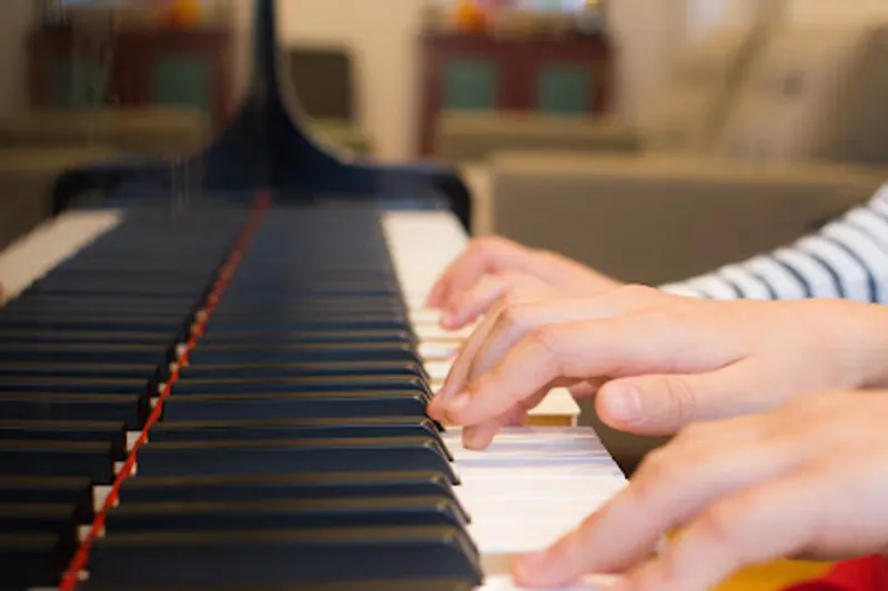 Sivan Etedgee Piano Studio