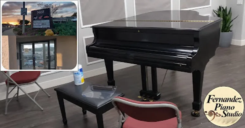 Fernandez Piano Studio