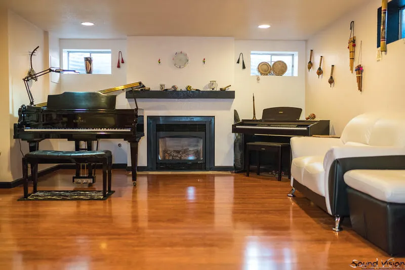 Resonations Studio LLC
