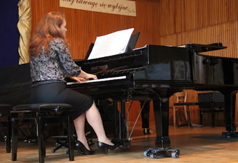 Roksana Savitski Piano Studio