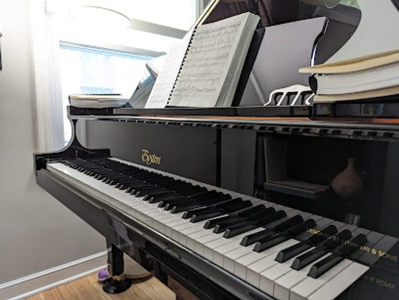 Piano Lessons with Mikkel