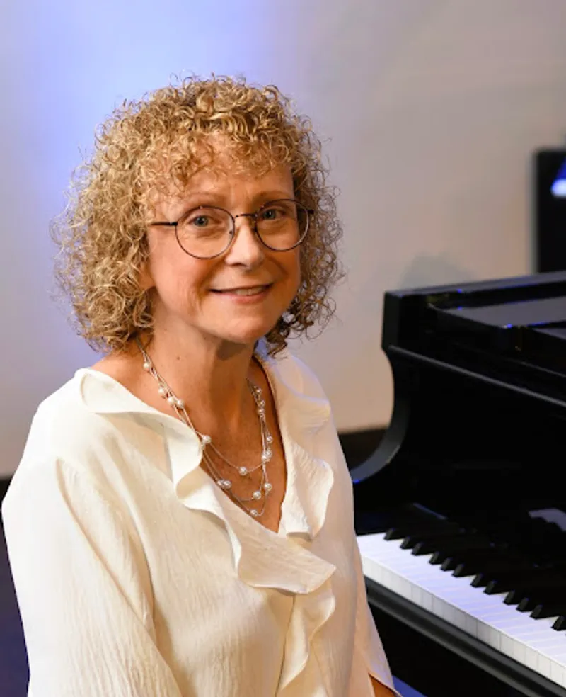 Piano Lessons By Cindy