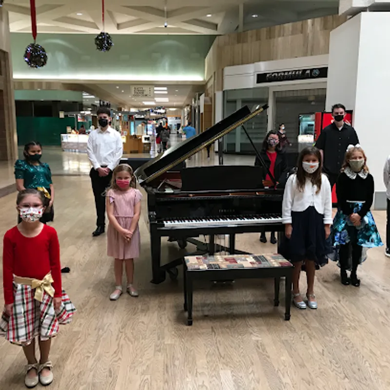 12 Note Piano Studio