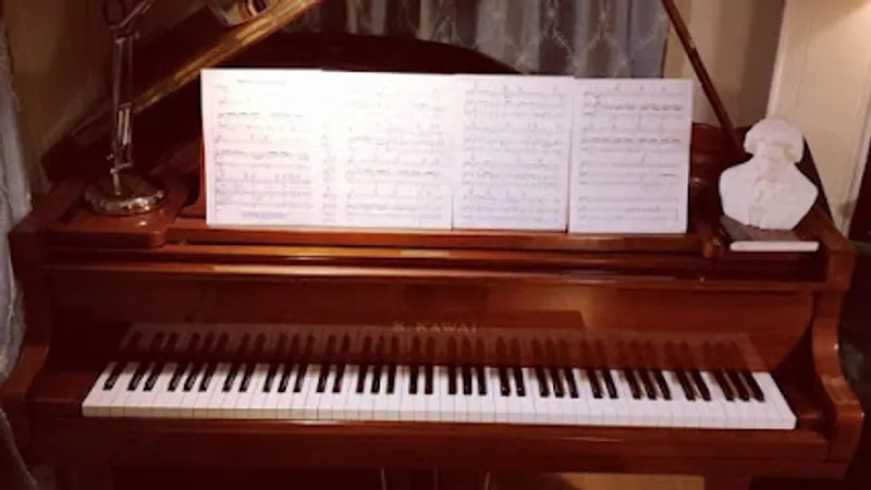 Alan Reyes Piano and Music Instructor