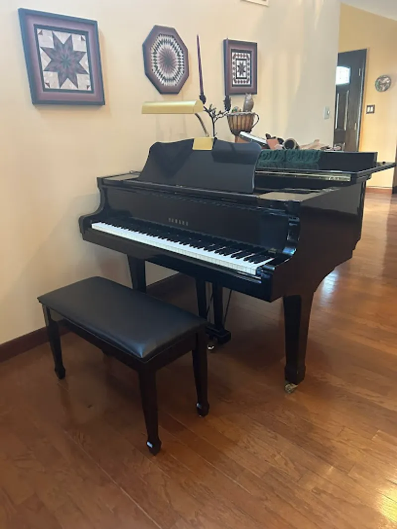 Lutz Piano Studio